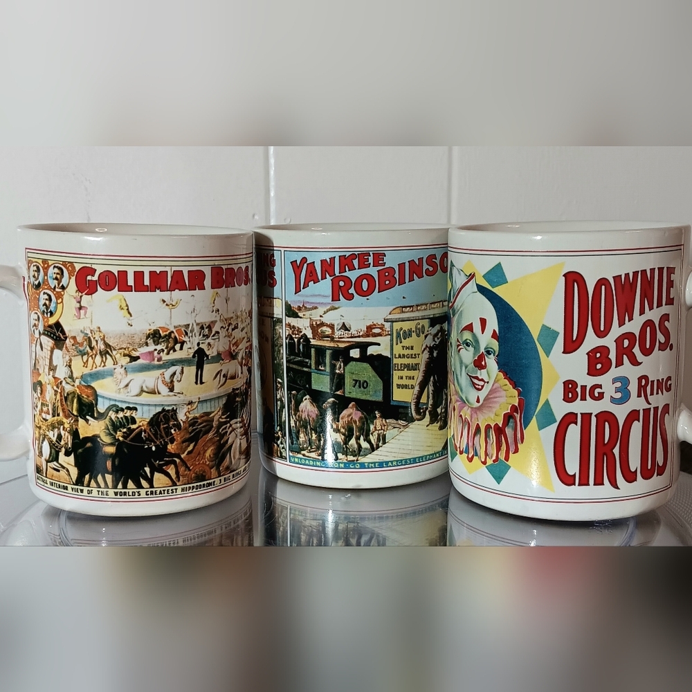 Vintage Circus World Museum Antique Show Mugs
